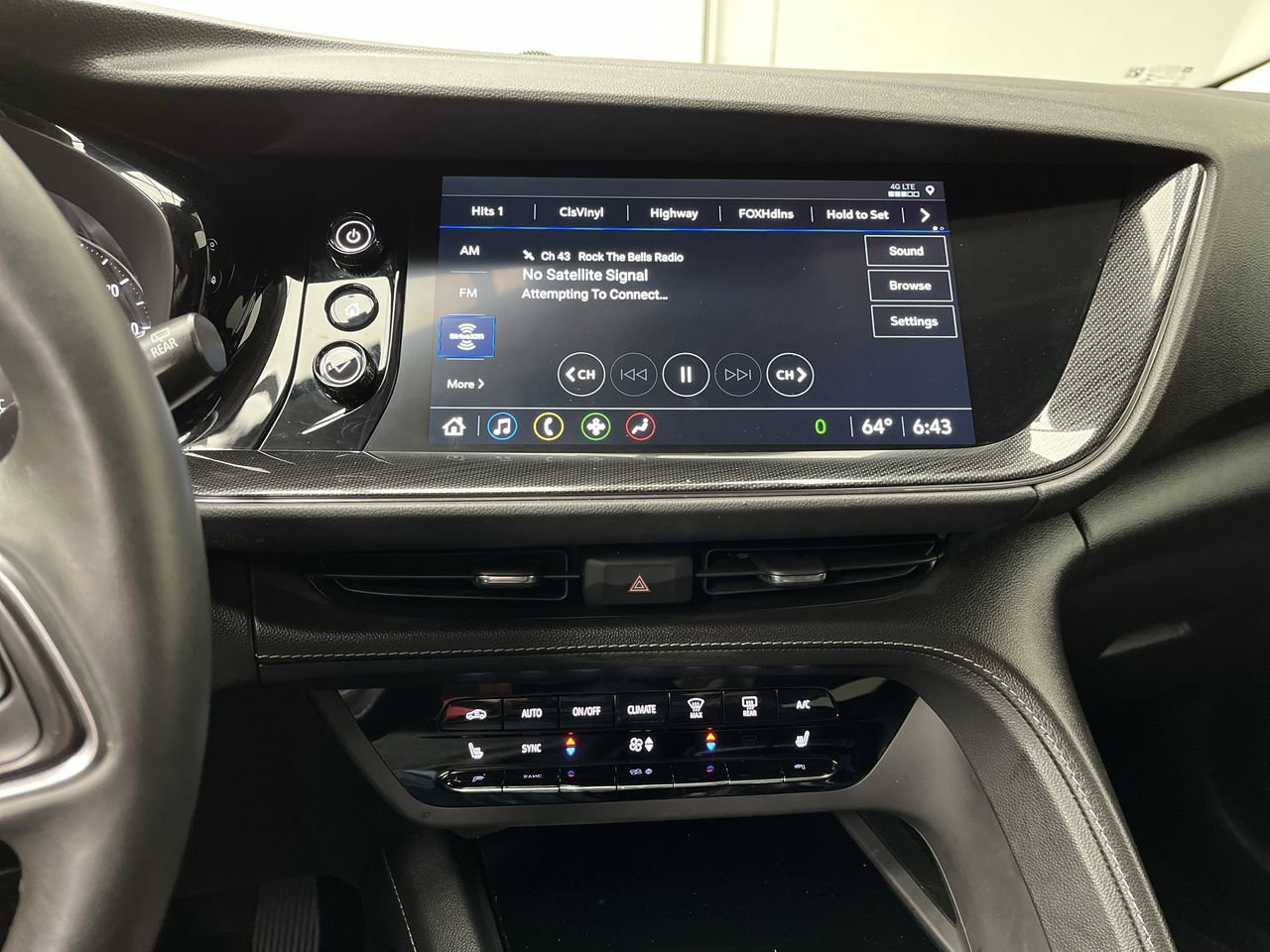 Certified 2023 Buick Envision Preferred AWD/4WD image 17