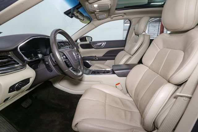 Used 2018 Lincoln Continental Select AWD/4WD image 37