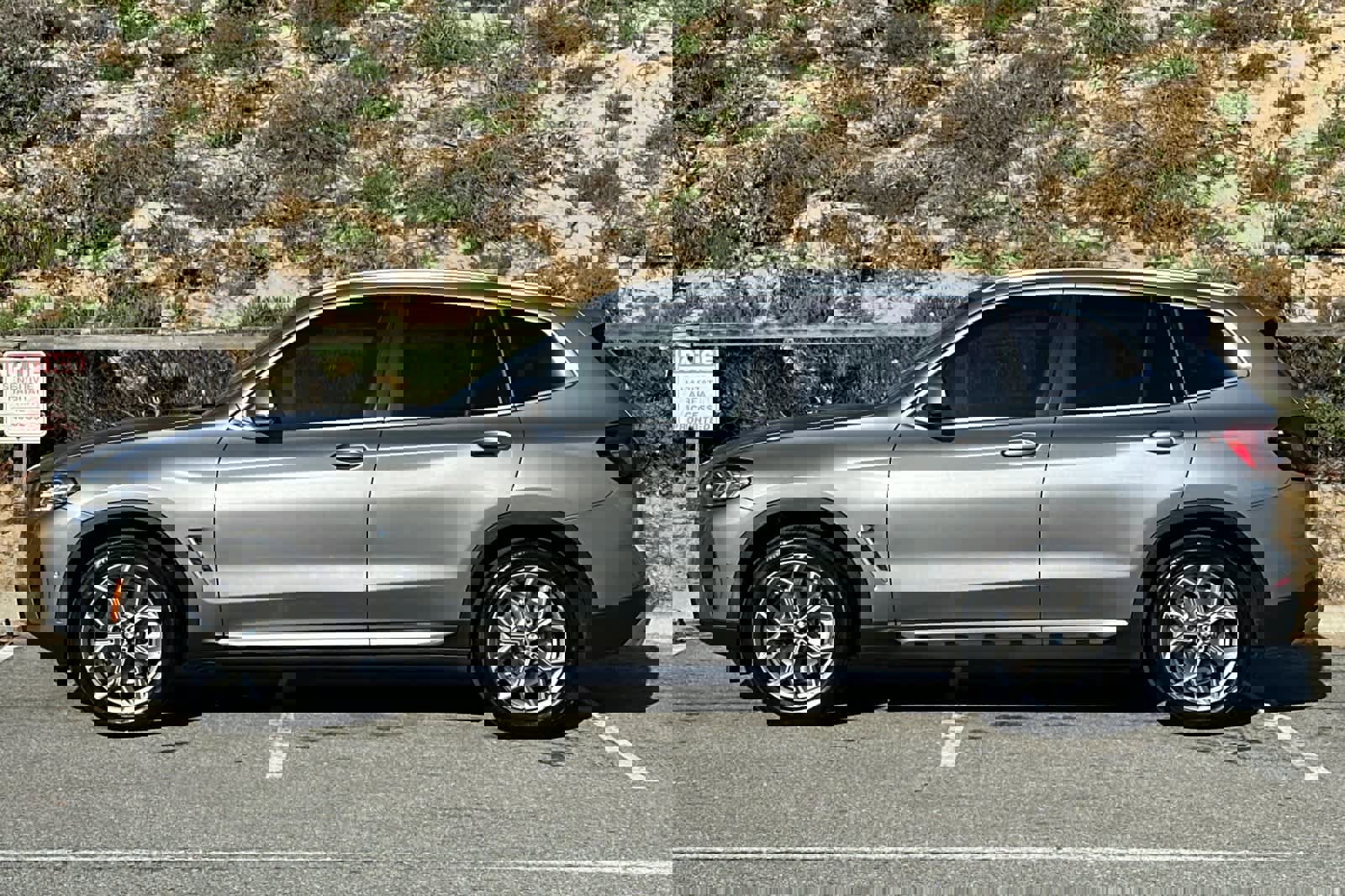 Used 2024 BMW X3 xDrive30i w/ Convenience Package image 9