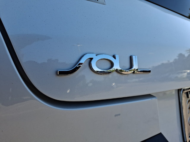 Used 2021 Kia Soul LX FWD image 37