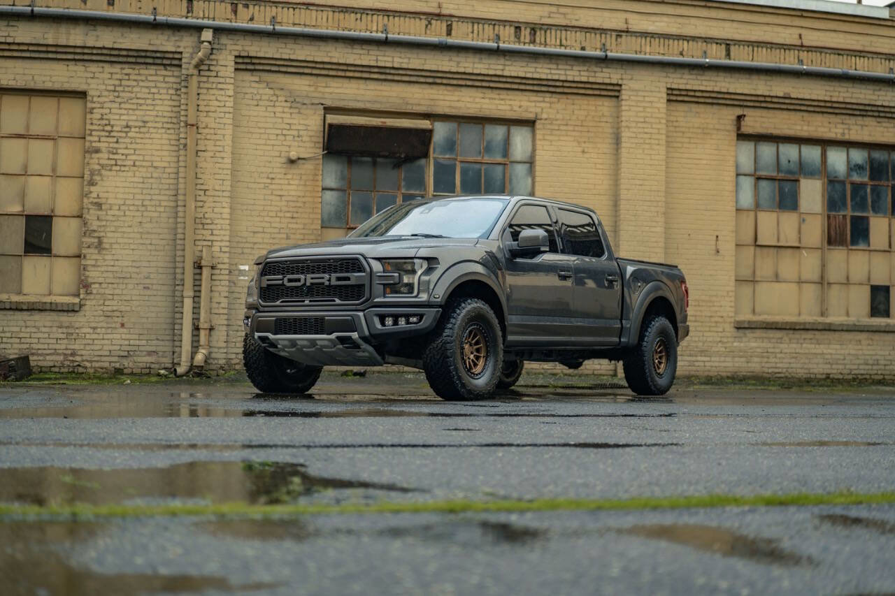 Used 2017 Ford F150 Raptor w/ Equipment Group 802A Luxury image 27