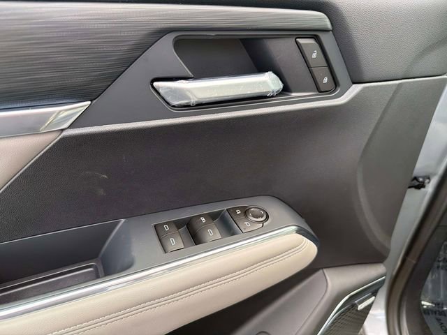 New 2026 GMC Acadia Elevation w/ Black Edition FWD image 18