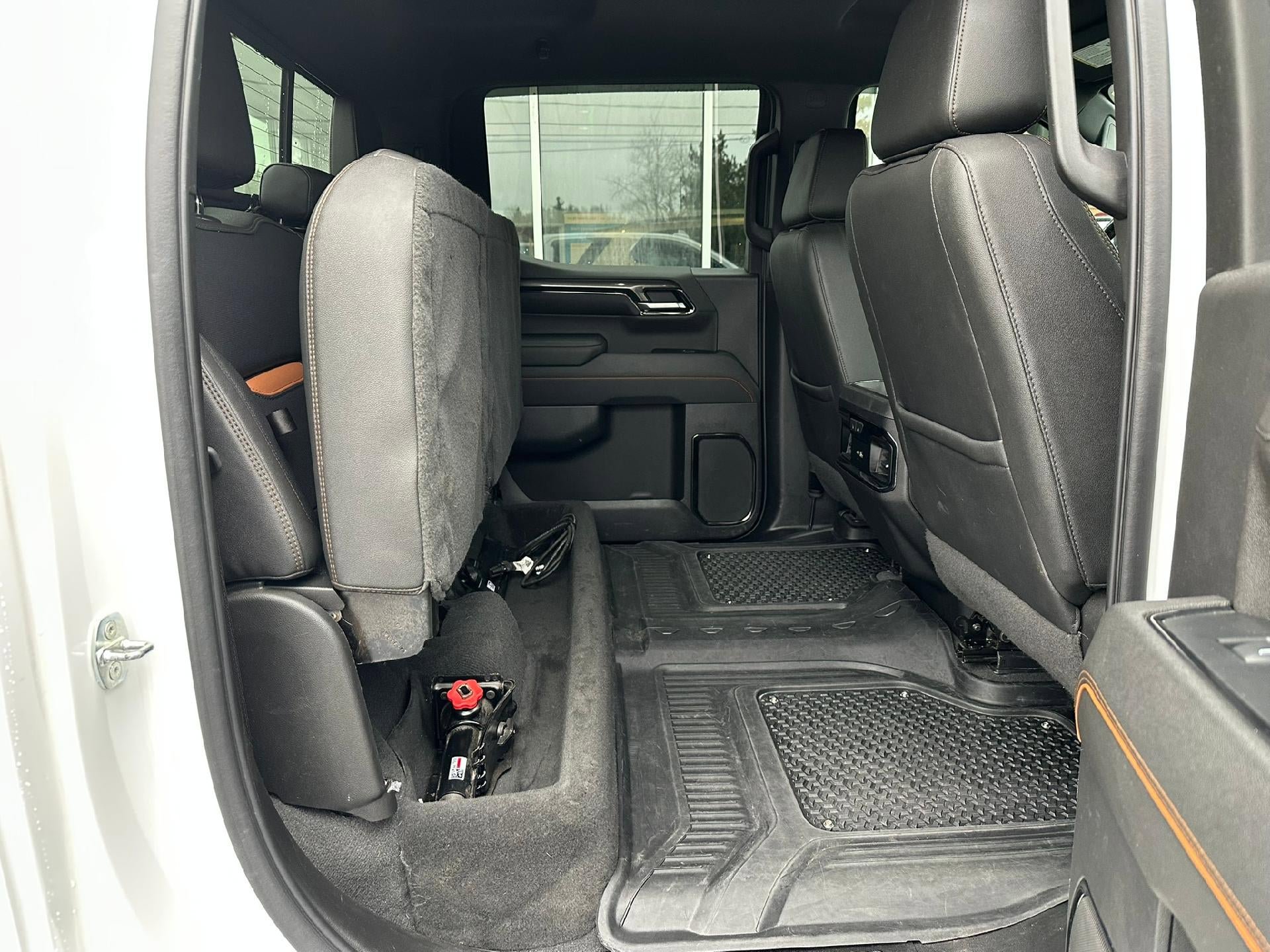 Certified 2023 GMC Sierra 1500 AT4 w/ AT4 Premium Package AWD/4WD image 39
