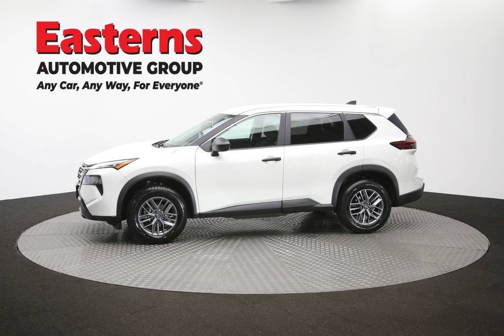 Used 2024 Nissan Rogue S AWD/4WD image 59