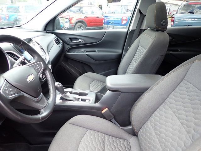 Used 2019 Chevrolet Equinox LT w/ Sun & Navigation Package AWD/4WD image 16