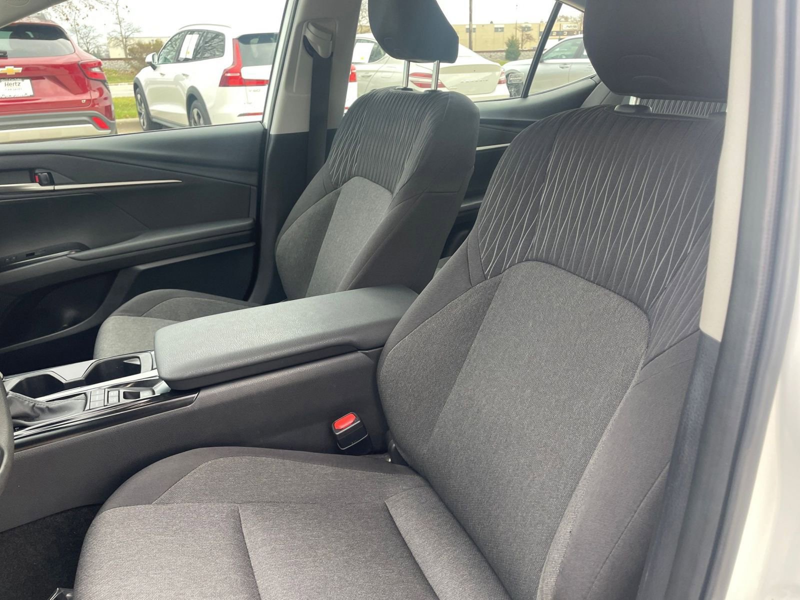 Used 2025 Toyota Camry LE image 36