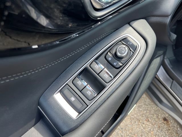 New 2025 Subaru Outback Touring w/ Popular Package #2 image 11