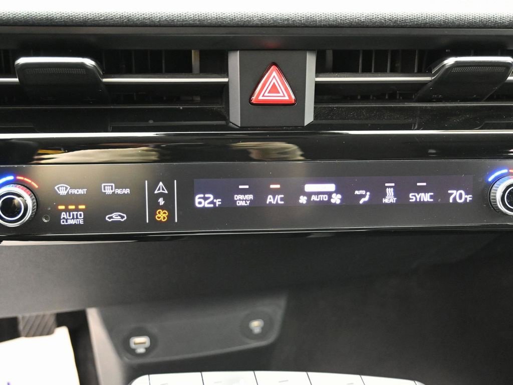 Used 2022 Kia EV6 Wind image 27