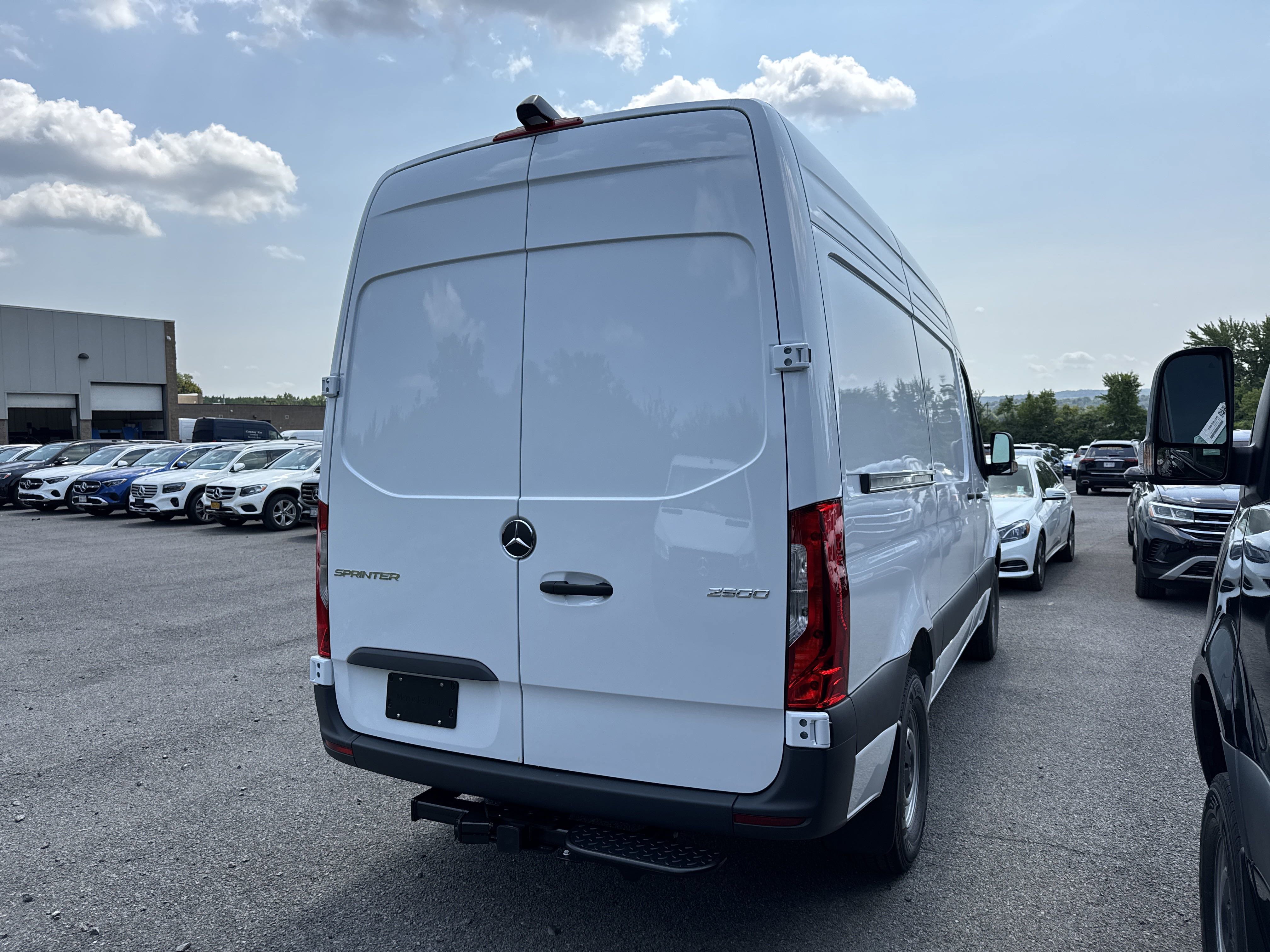 New 2025 Mercedes-Benz Sprinter 2500 image 7