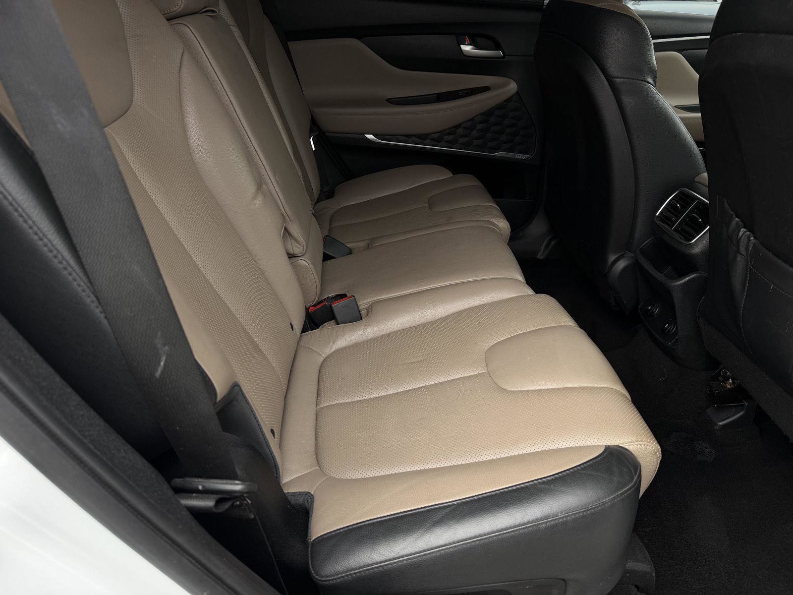 Used 2020 Hyundai Santa Fe SEL w/ Convenience + Premium Package image 24