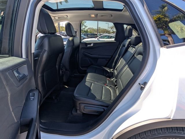 Used 2022 Ford Escape SEL image 9