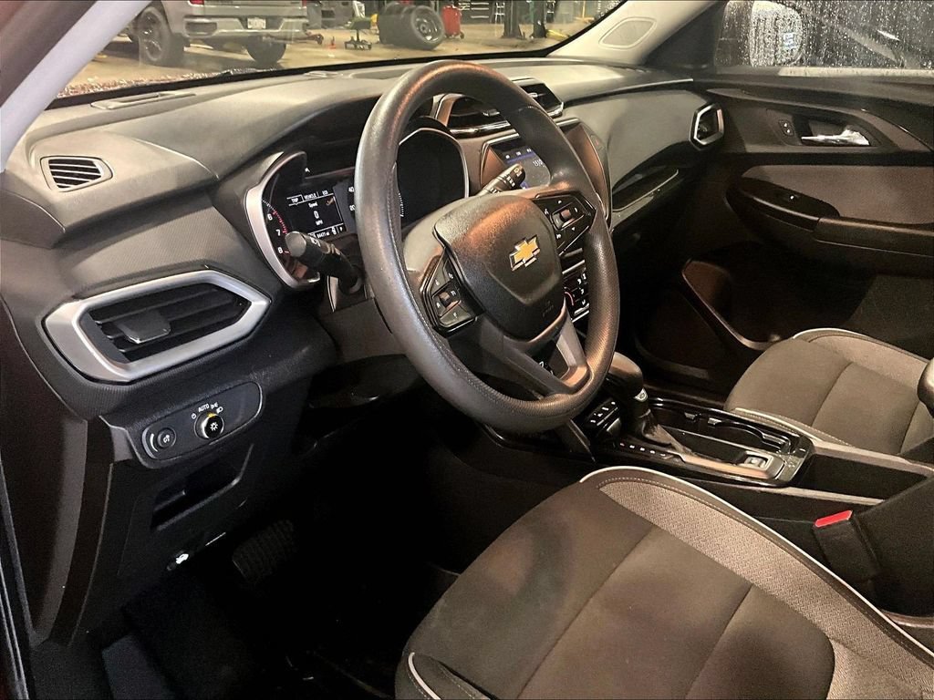 Used 2021 Chevrolet TrailBlazer LS AWD/4WD image 8