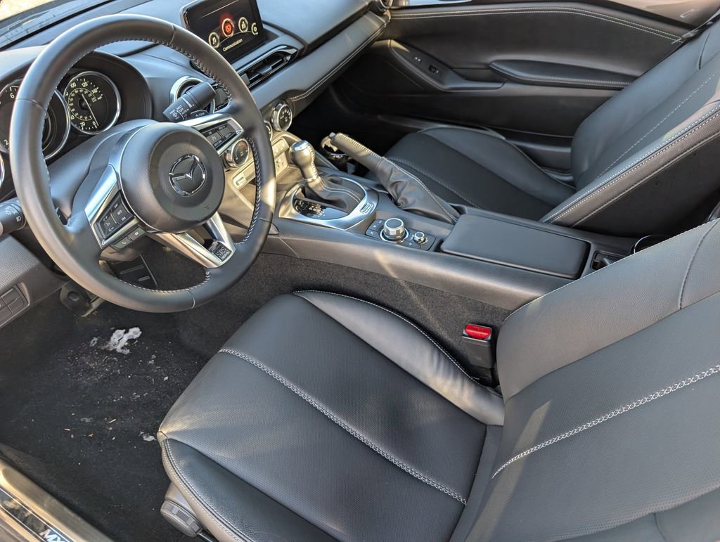 Used 2023 MAZDA MX-5 Miata Grand Touring w/ Weather Package image 11