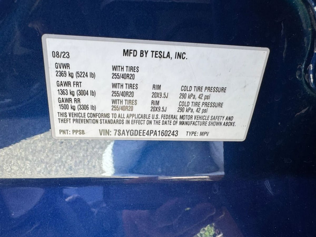 Used 2023 Tesla Model Y Long Range AWD/4WD image 33