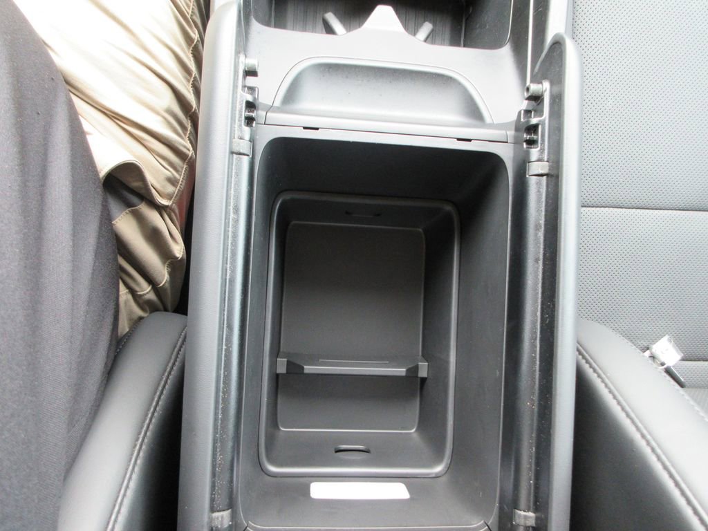 Used 2025 Hyundai Santa Fe SEL FWD image 26