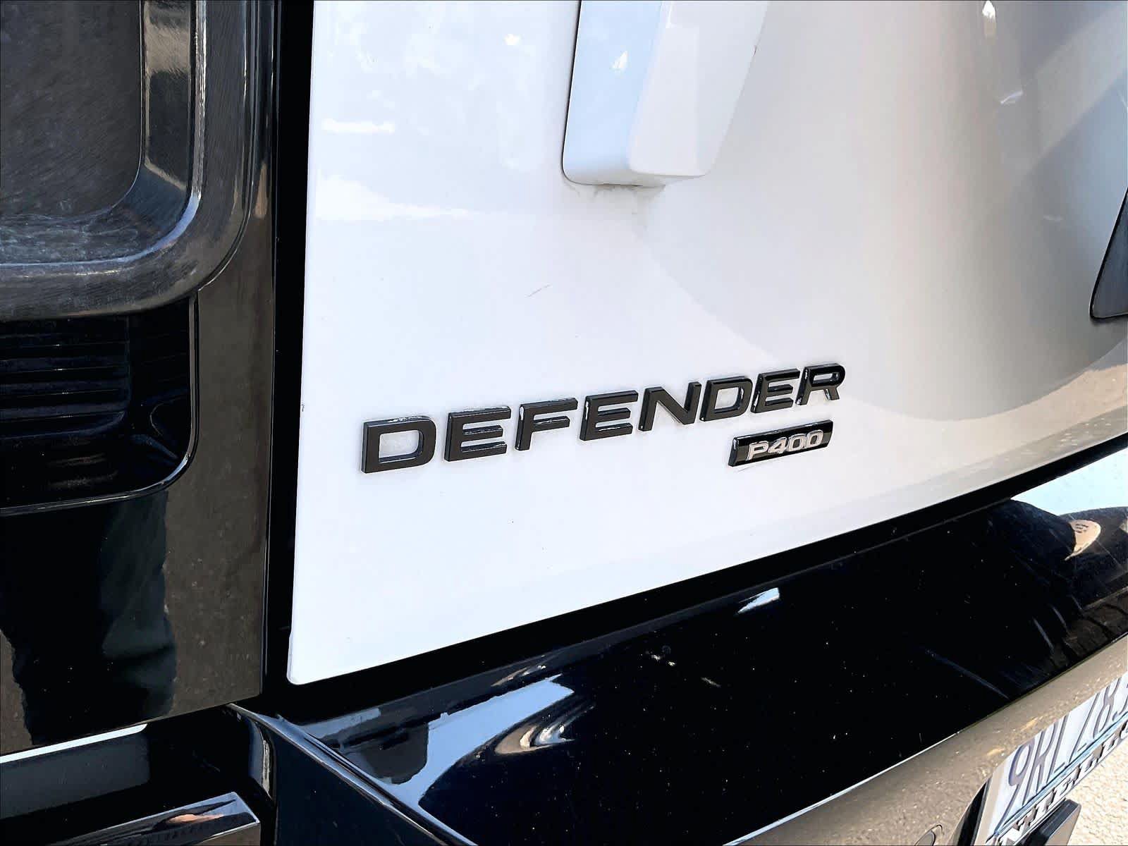 Used 2023 Land Rover Defender 110 X-Dynamic SE AWD/4WD image 10