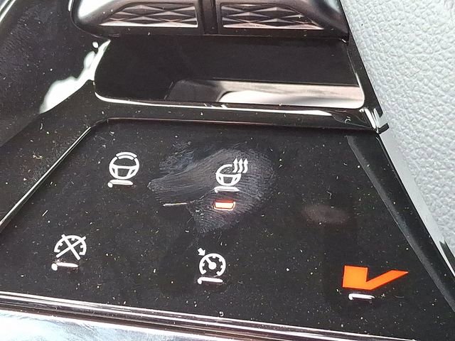 New 2026 Cadillac Vistiq Luxury w/ LPO, Floor Liner Package image 15