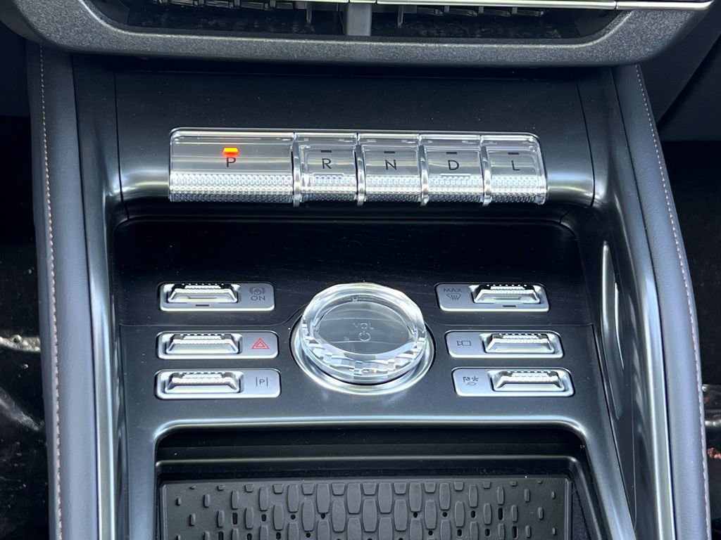 New 2026 Lincoln Nautilus Reserve AWD/4WD image 18