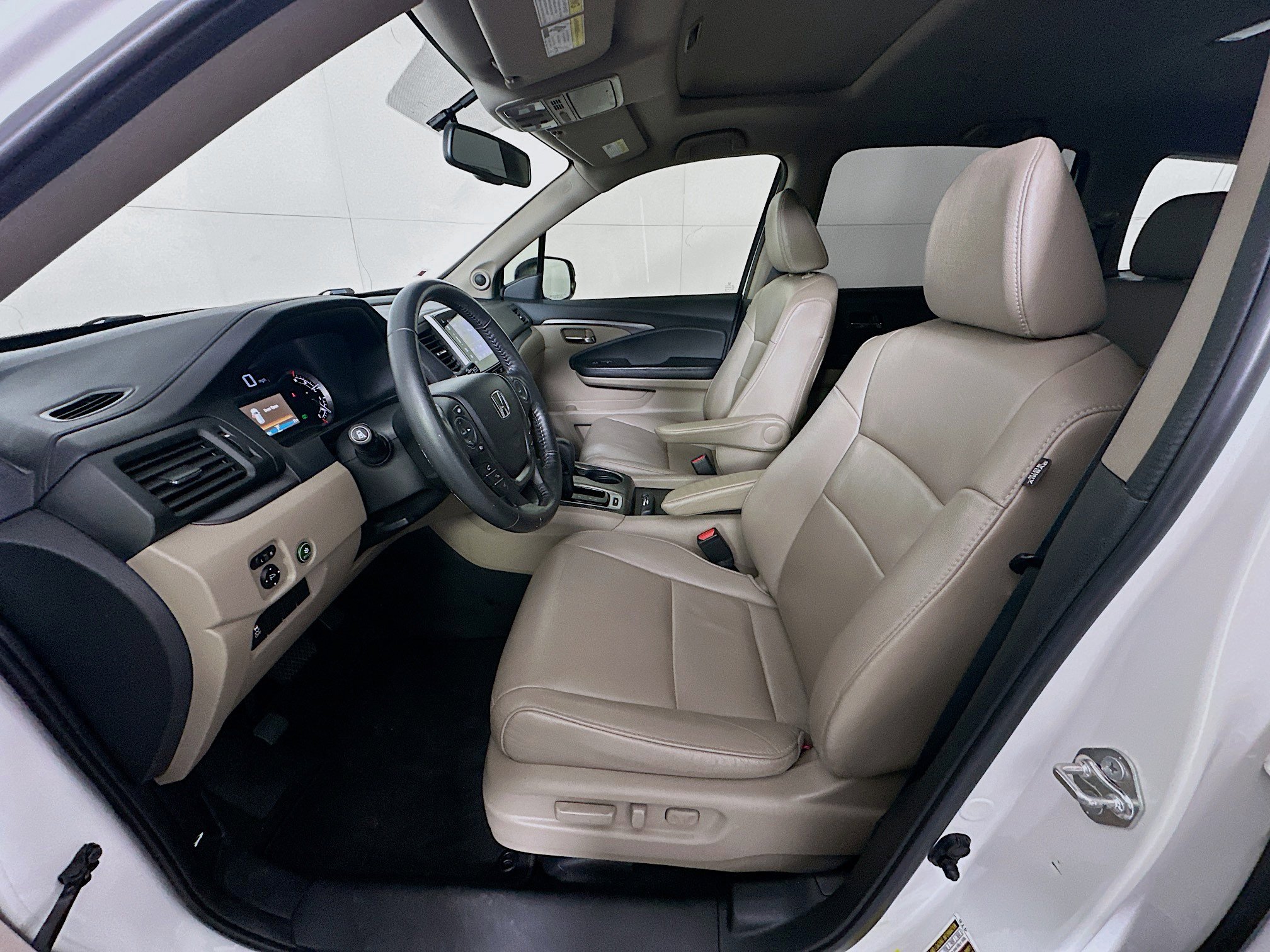 Used 2017 Honda Pilot EX-L image 13