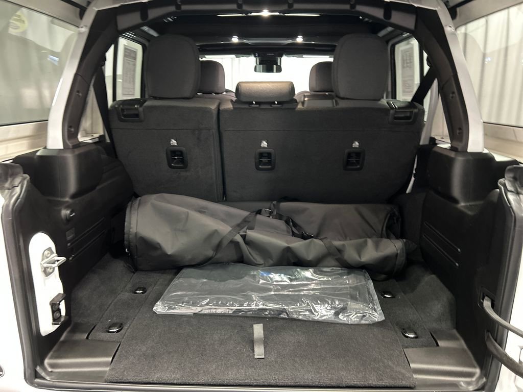 Used 2025 Jeep Wrangler Willys 4xe image 24