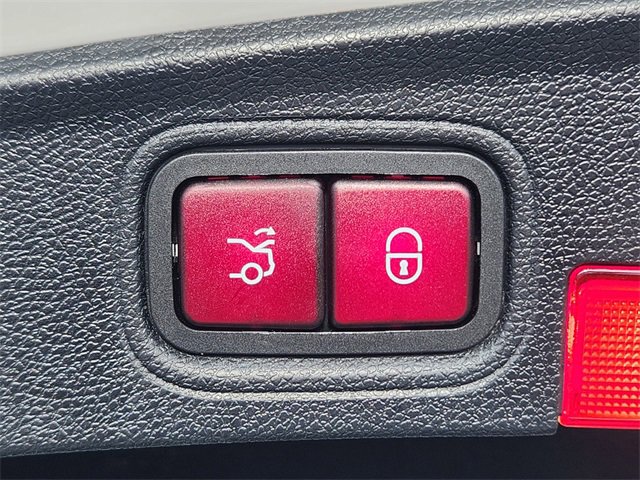 Used 2019 Mercedes-Benz C 300 4MATIC Coupe image 17