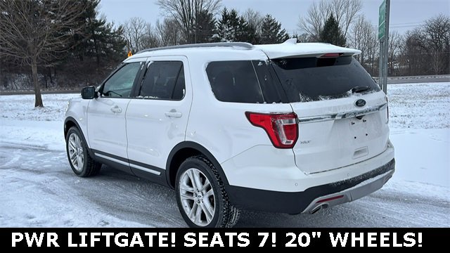 Used 2017 Ford Explorer XLT w/ Equipment Group 202A image 4