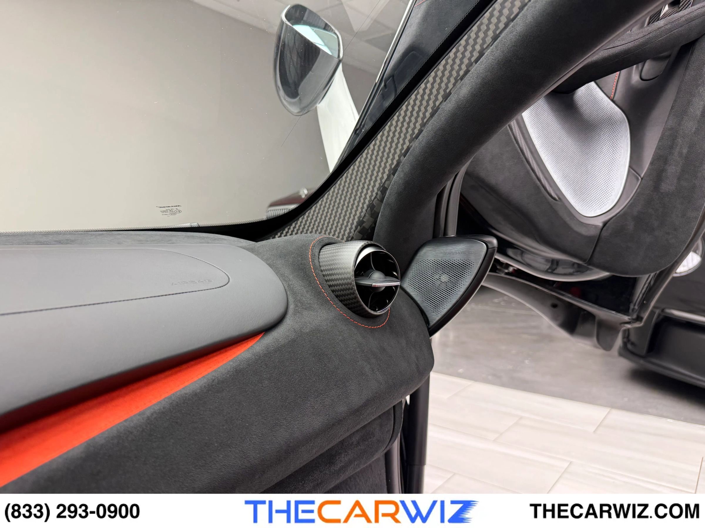 Used 2024 McLaren 750S Spider RWD image 95