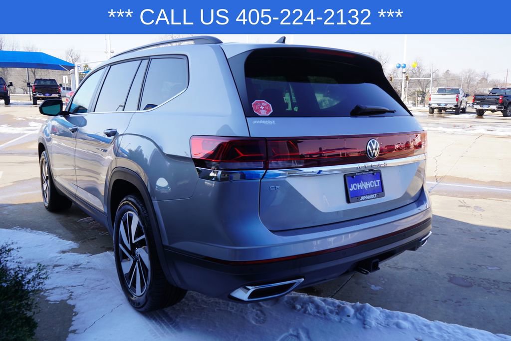 Used 2025 Volkswagen Atlas SE image 11