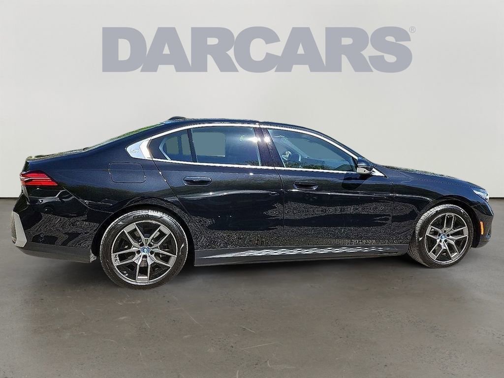 Used 2025 BMW i5 xDrive40 image 7