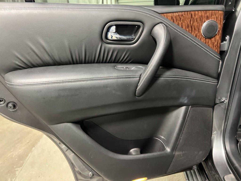 Used 2019 Nissan Armada Platinum w/ Captain's Chairs Package RWD image 22