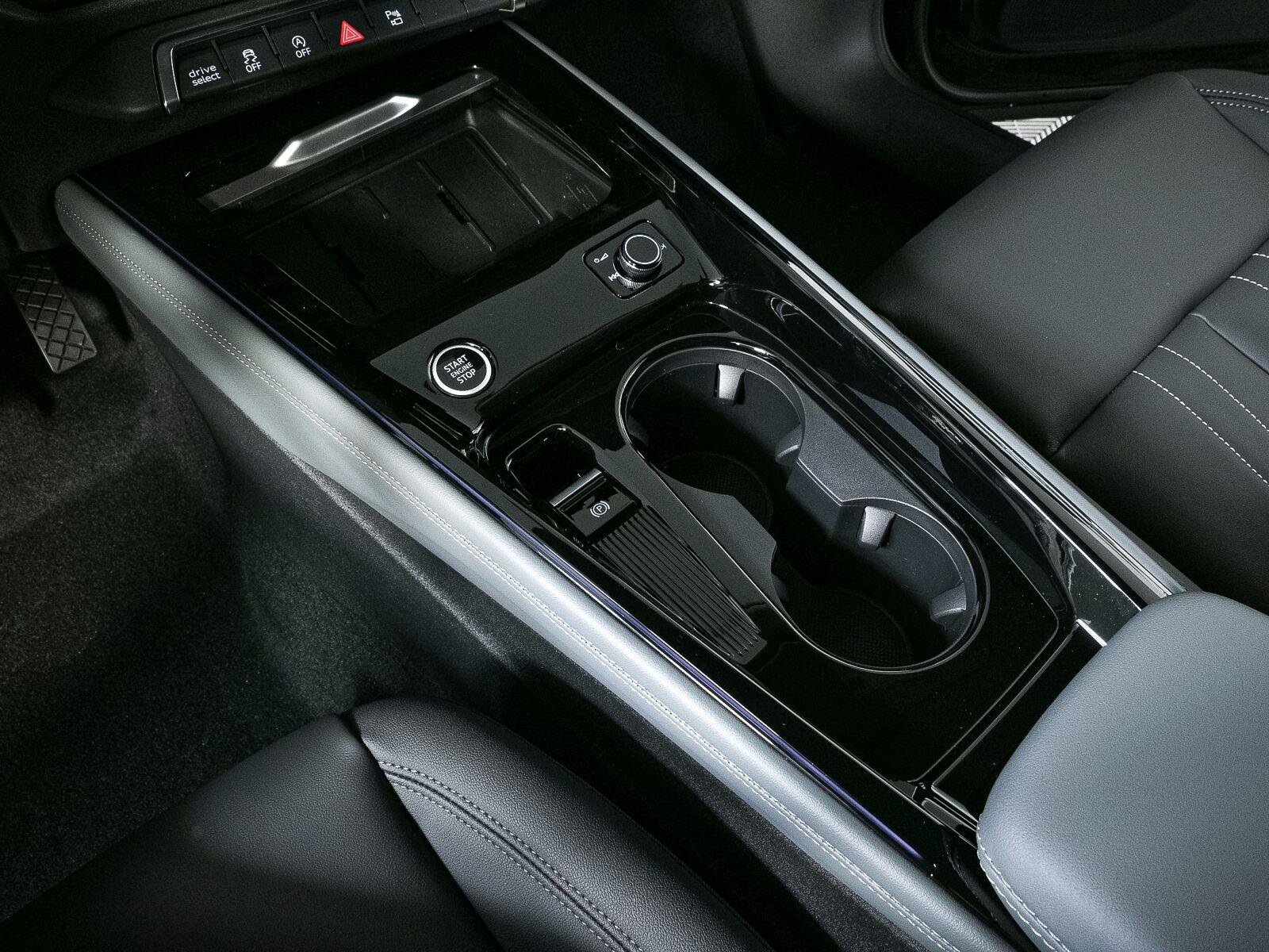 New 2026 Audi Q3 quattro 2.0T AWD/4WD image 19