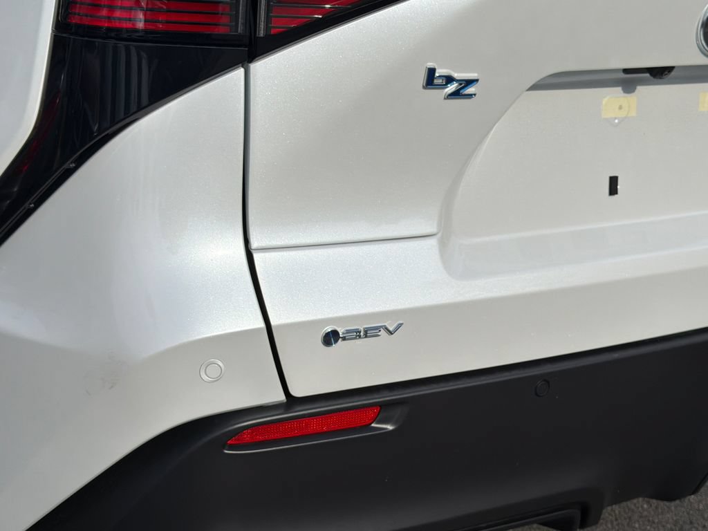 New 2026 Toyota bZ FWD image 6