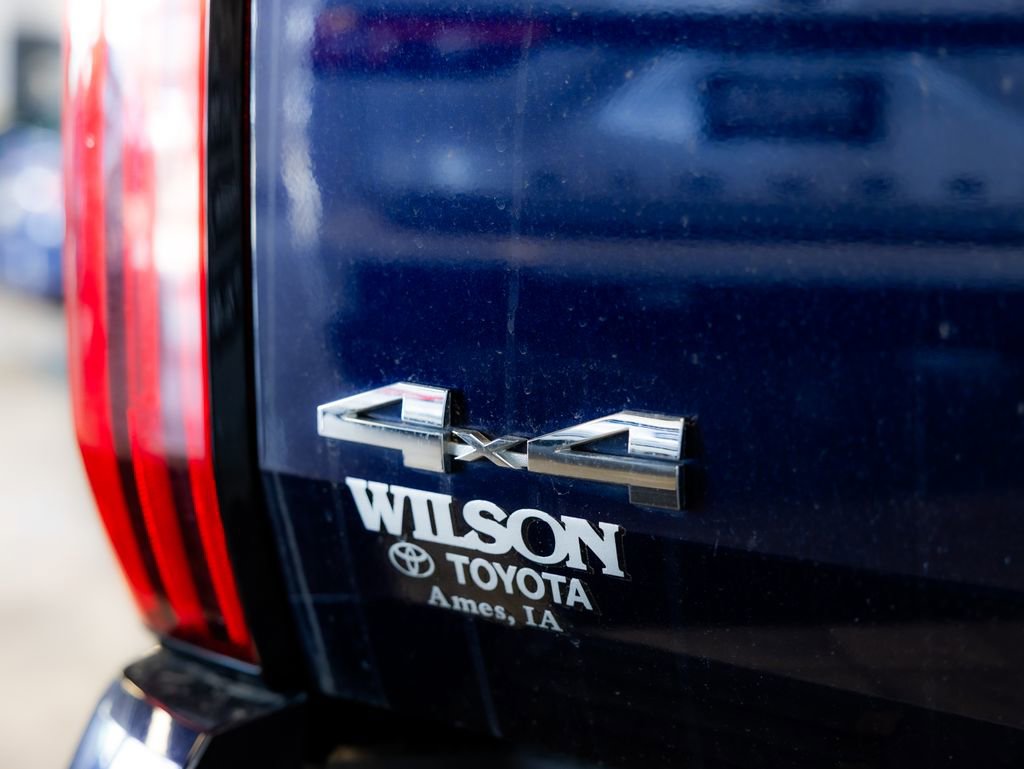 Used 2023 Toyota Tundra Limited w/ TRD Off-Road Package AWD/4WD image 8