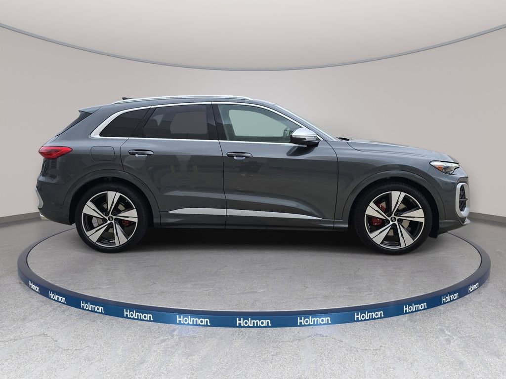 New 2026 Audi SQ5 Premium Plus image 4