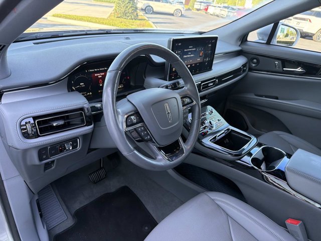 Used 2022 Lincoln Nautilus Reserve w/ Equipment Group 201A image 17