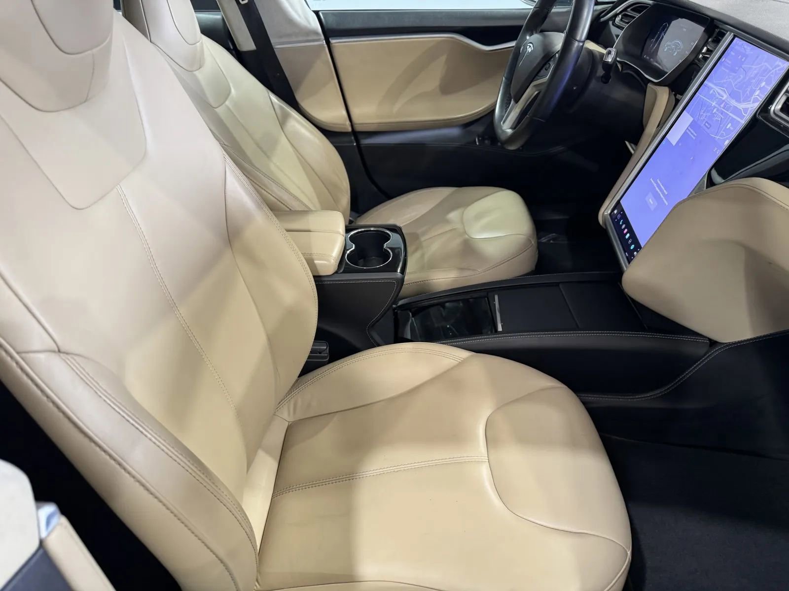 Used 2014 Tesla Model S 85 image 6