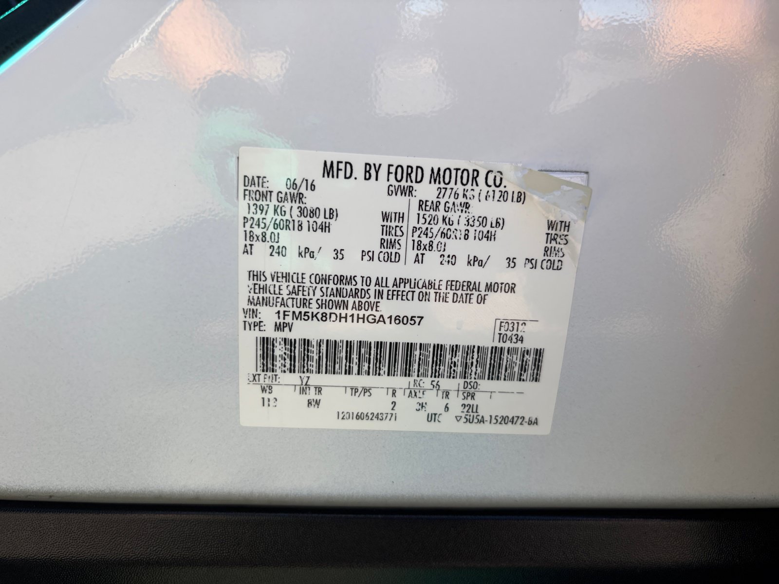 Used 2017 Ford Explorer XLT AWD/4WD image 34