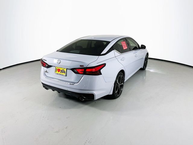 Certified 2023 Nissan Altima 2.5 SR FWD image 9