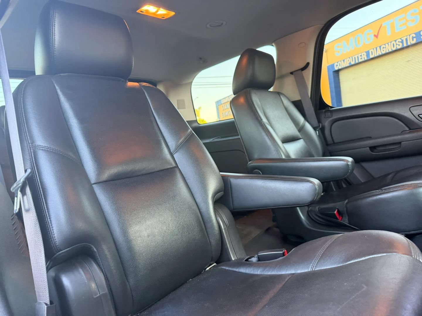 Used 2012 Chevrolet Tahoe LTZ AWD/4WD image 18