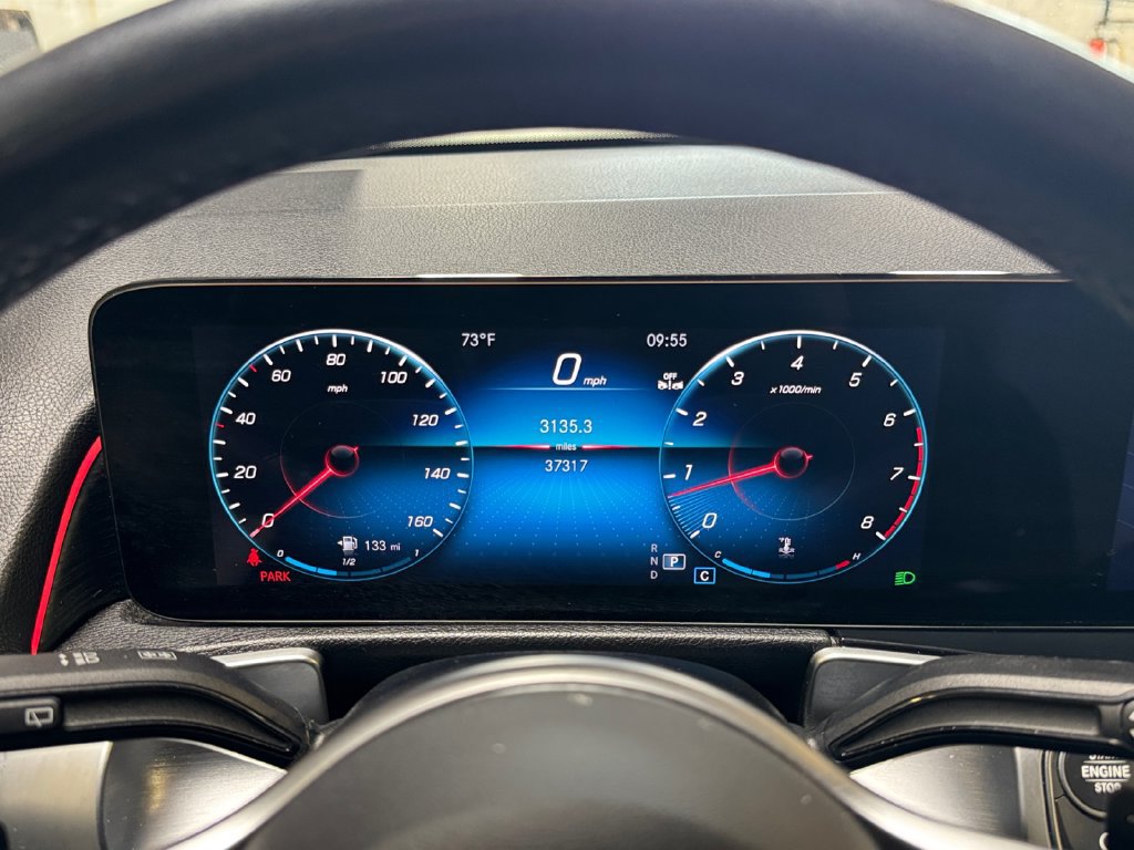 Used 2023 Mercedes-Benz GLB 250 4MATIC image 16