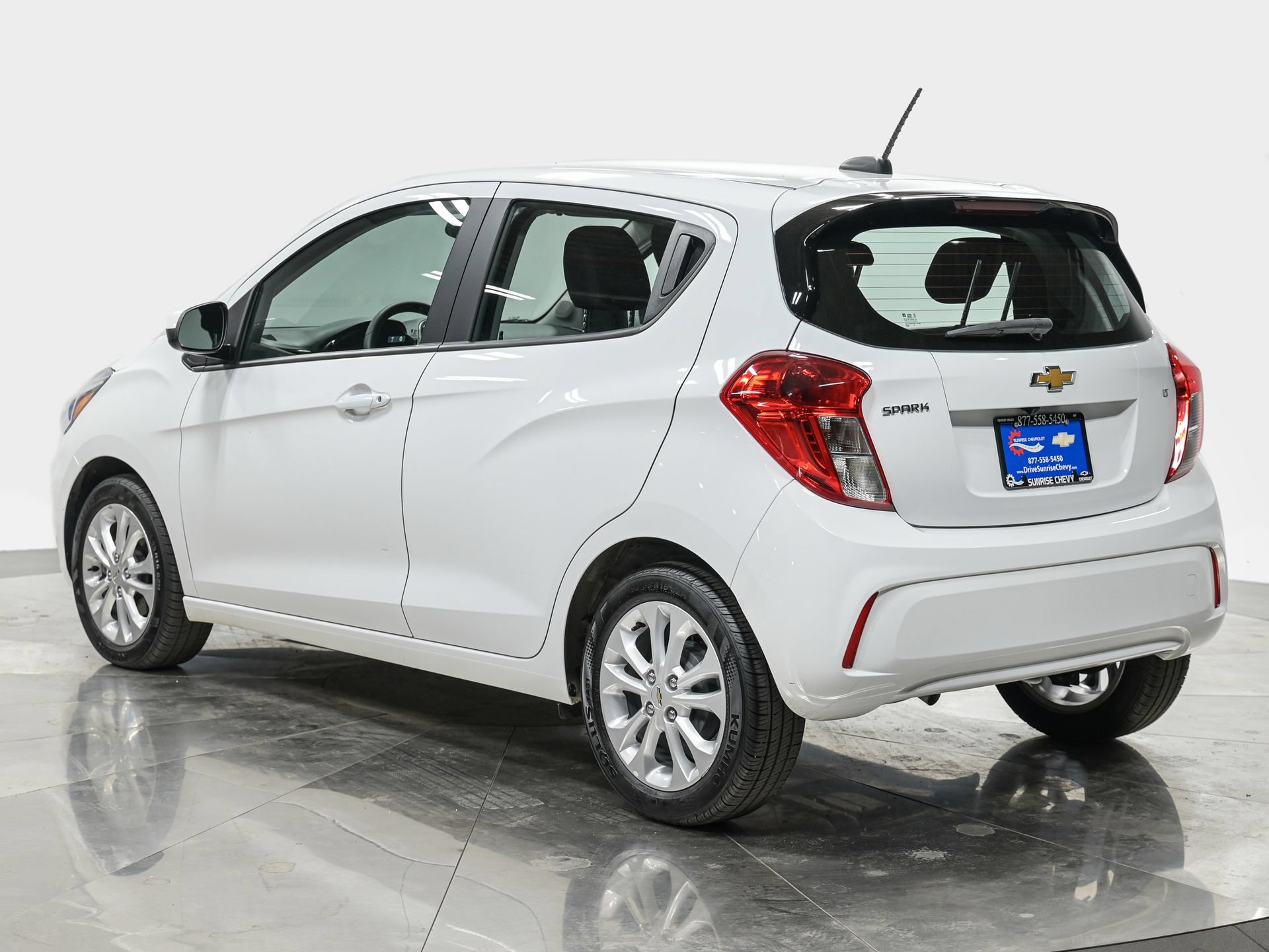 Used 2022 Chevrolet Spark LT FWD image 4