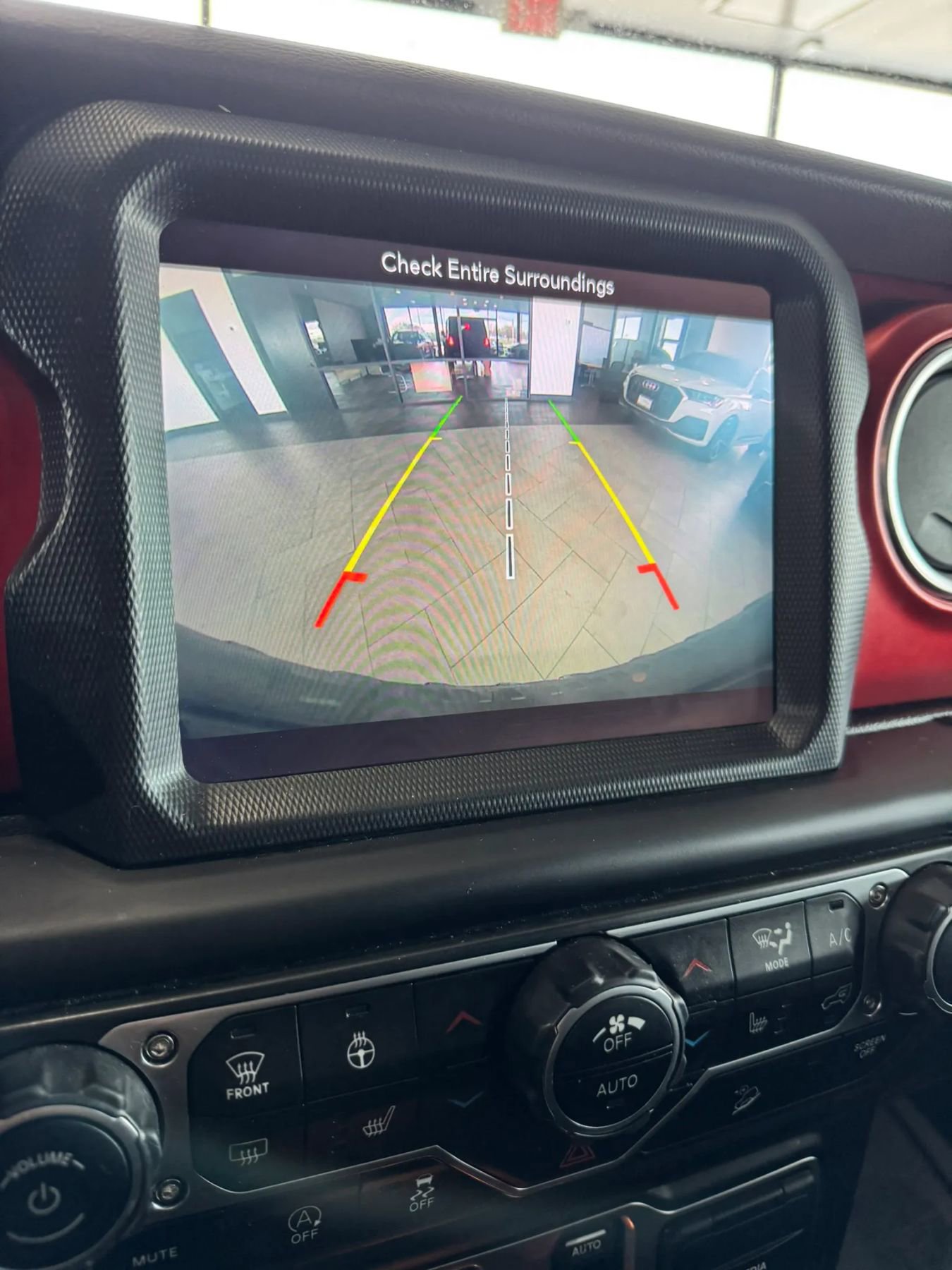 Used 2018 Jeep Wrangler Unlimited Rubicon image 28