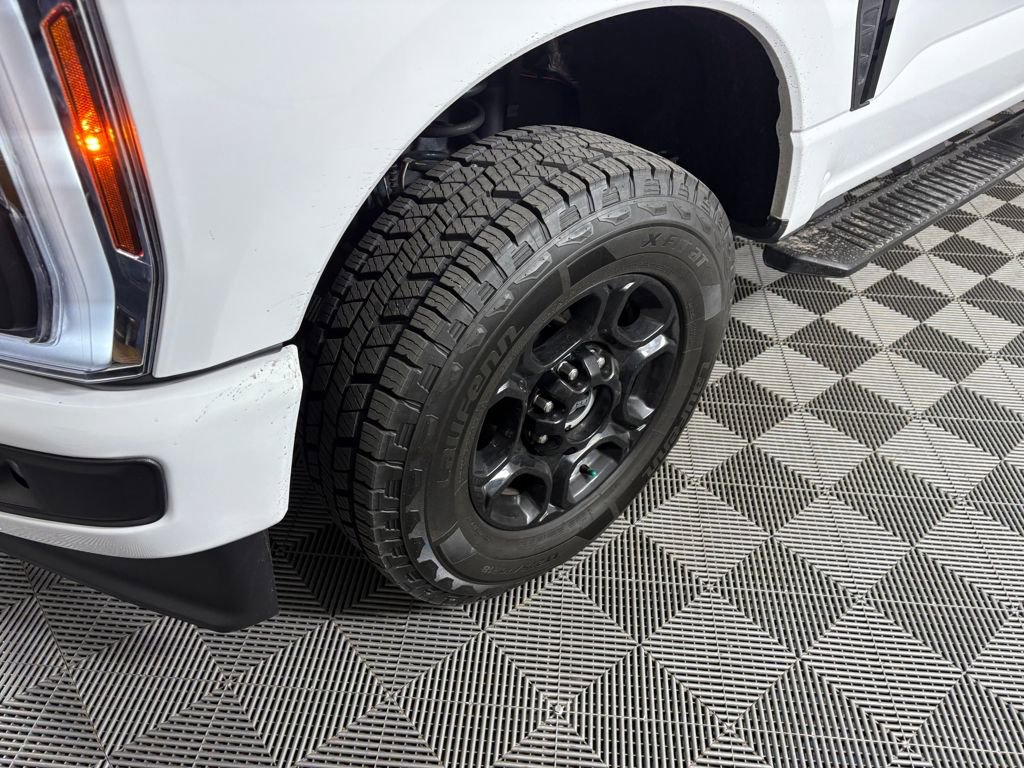 Certified 2024 Ford F250 XLT w/ XLT Premium Package image 11