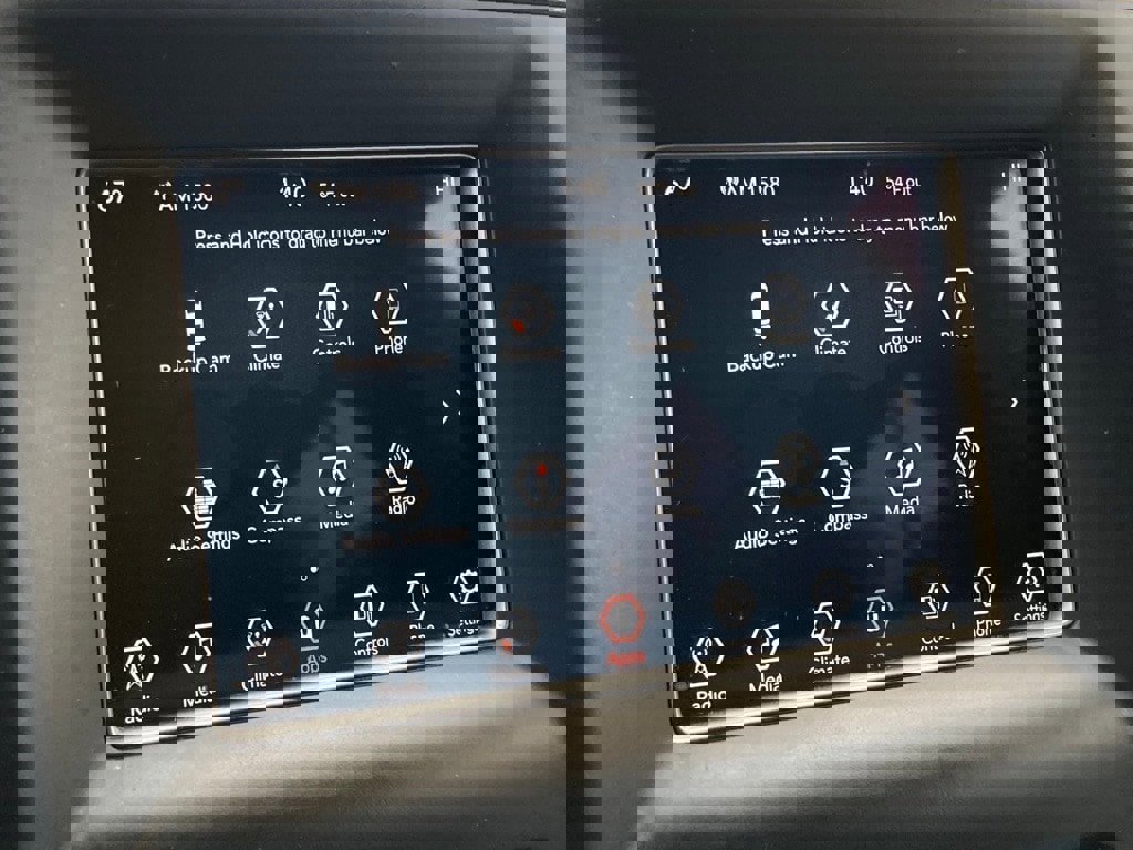 Used 2021 Jeep Grand Cherokee Laredo image 22