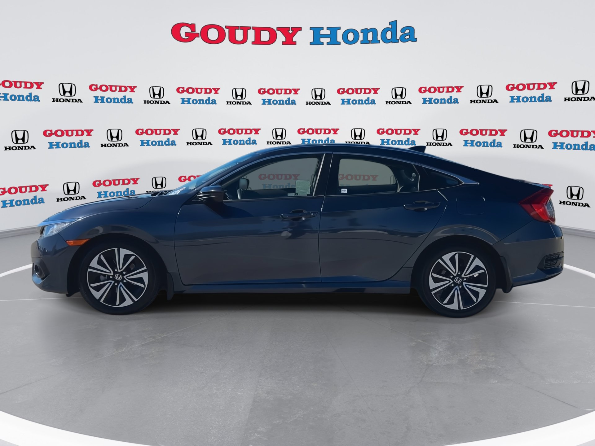 Certified 2018 Honda Civic EX-L image 5