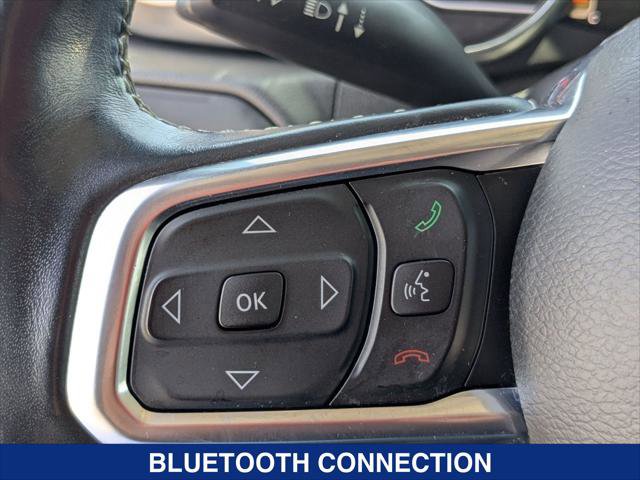 Used 2018 Jeep Wrangler Unlimited Sahara w/ Uconnect 4C Nav & Sound Group AWD/4WD image 14