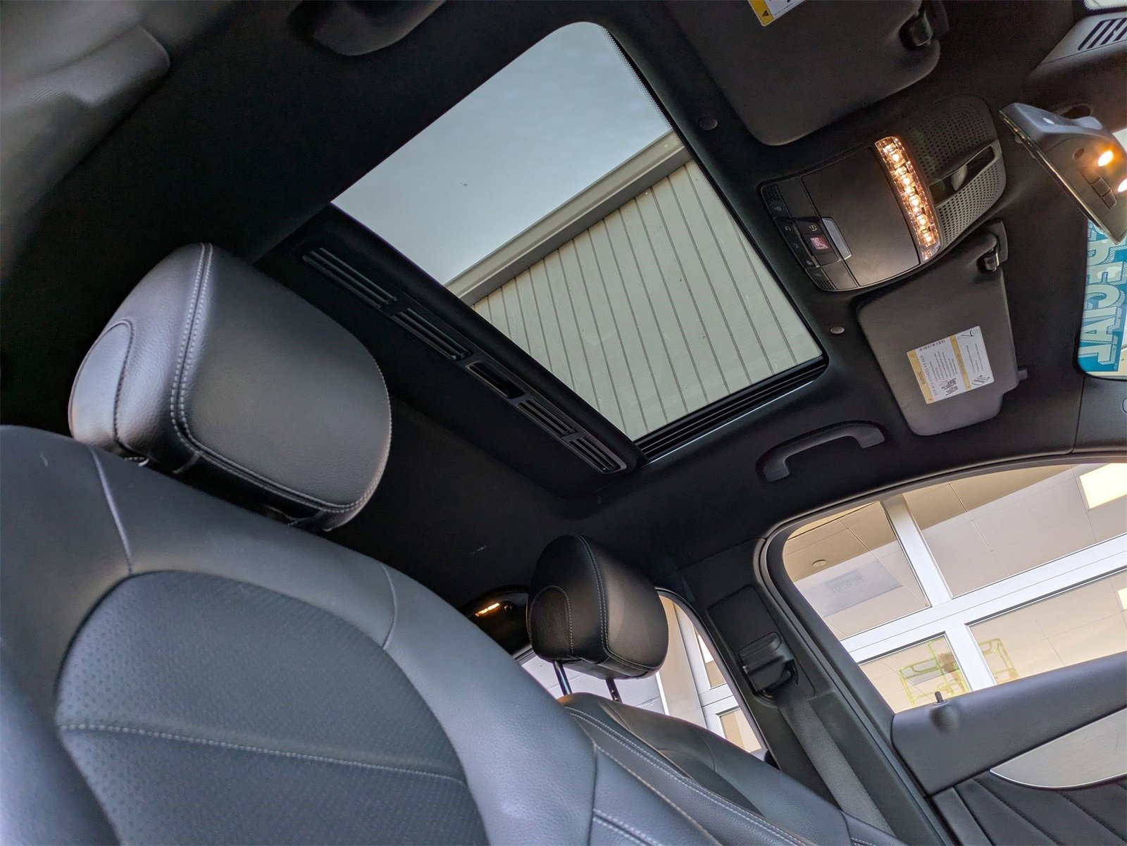 Used 2021 Mercedes-Benz GLC 300 4MATIC Coupe image 22