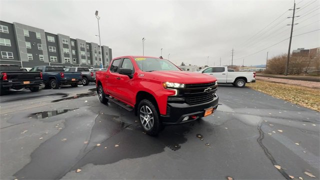 Used 2020 Chevrolet Silverado 1500 LT Trail Boss image 2