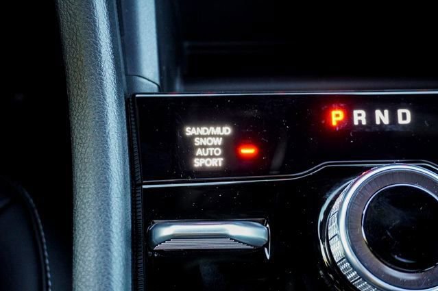 New 2025 Jeep Grand Cherokee Limited w/ Black Appearance Package image 22