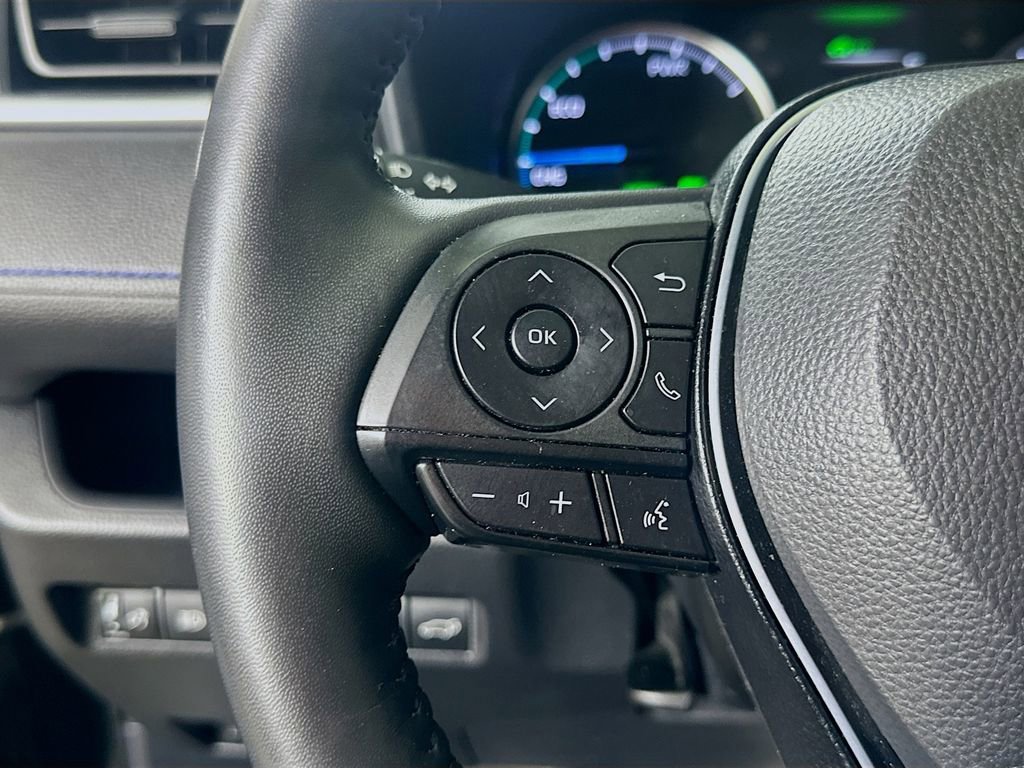 Used 2022 Toyota RAV4 SE w/ Convenience Package image 20